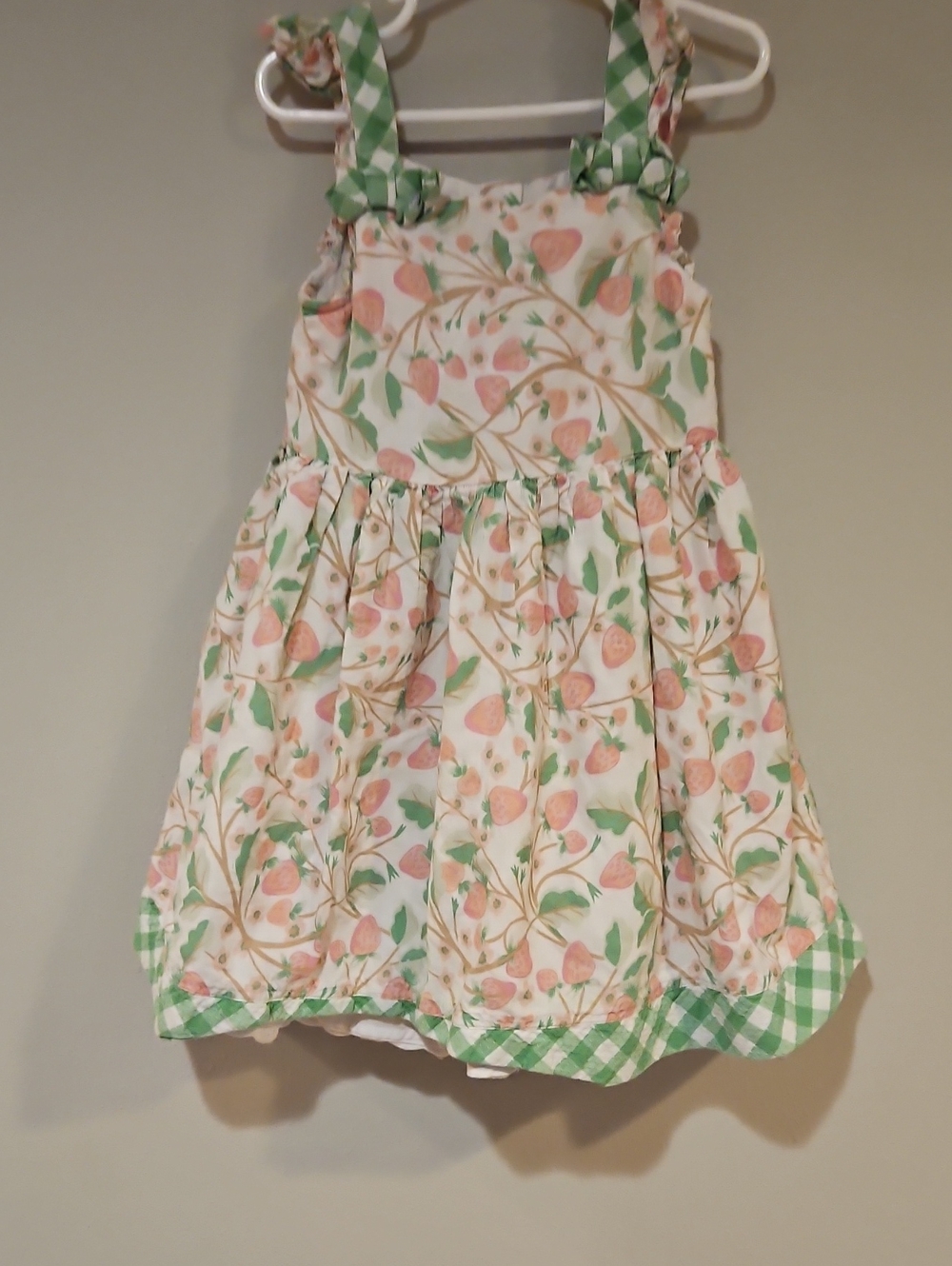 Cupcakes And Cashmere Strawberry Dress